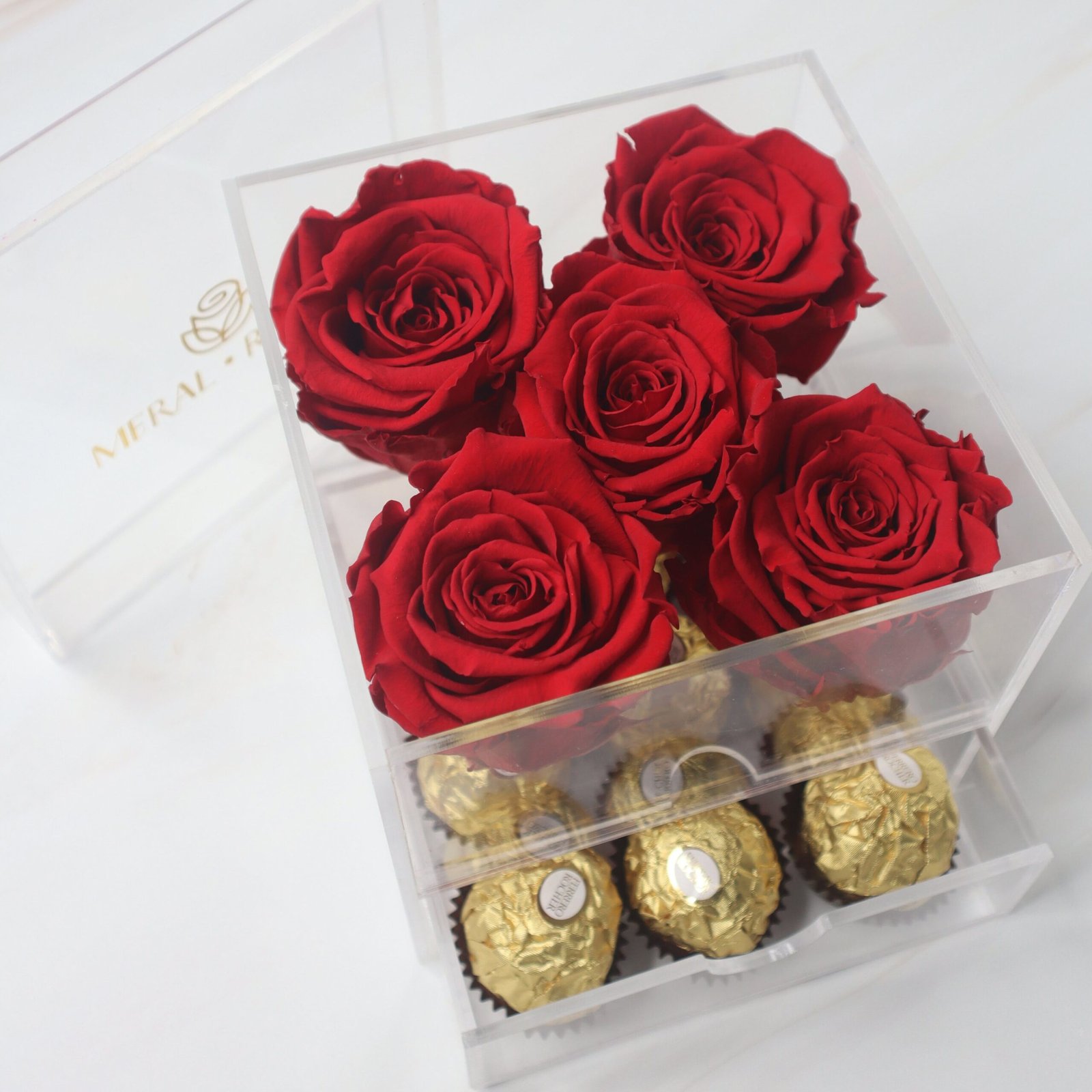 5 Rosas Eternas en estuche de acrílico - Imagen 2